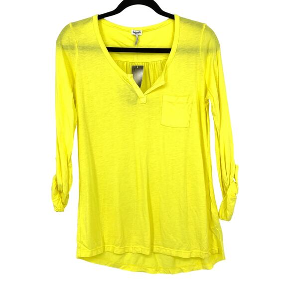 Splendid Split Neck Tab Sleeve Knit Shirt Womens Size Medium Sunny Yellow NEW - Picture 1 of 7
